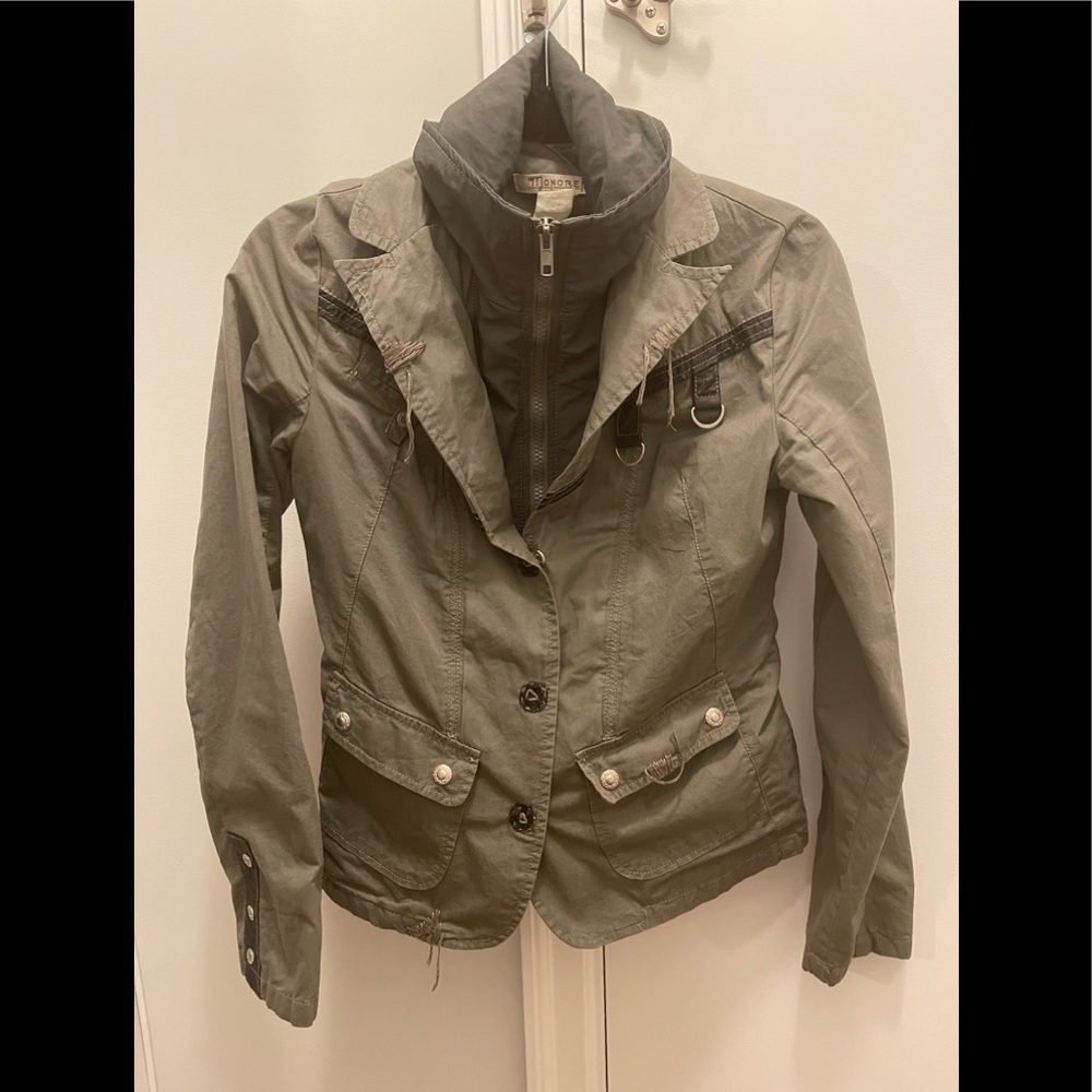 Combat army green bomber with removable zipped collar